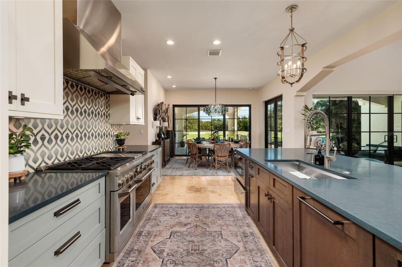 125 Almedo Way Way Ne, Saint Petersburg, FL 33704 Photo