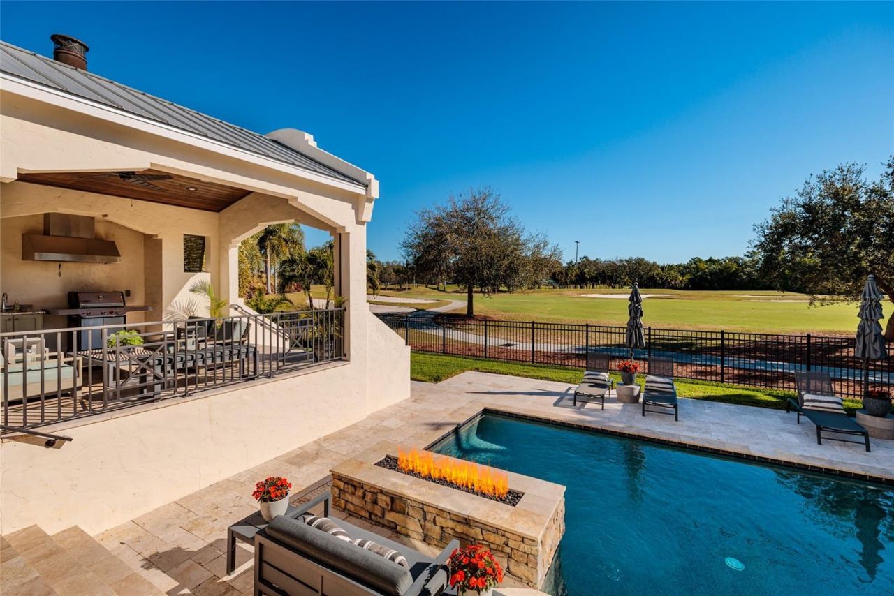 125 Almedo Way Way Ne, Saint Petersburg, FL 33704 Photo