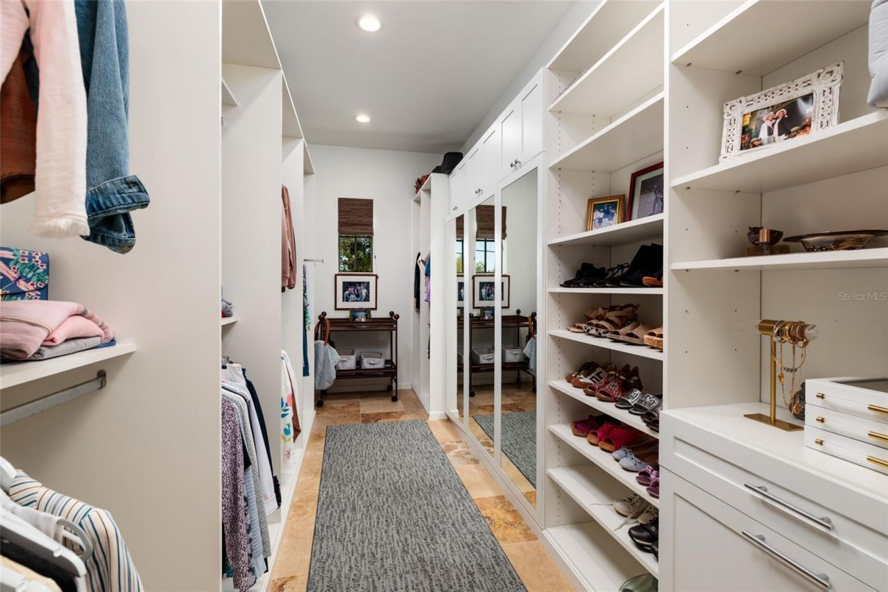 125 Almedo Way Way Ne, Saint Petersburg, FL 33704 Photo