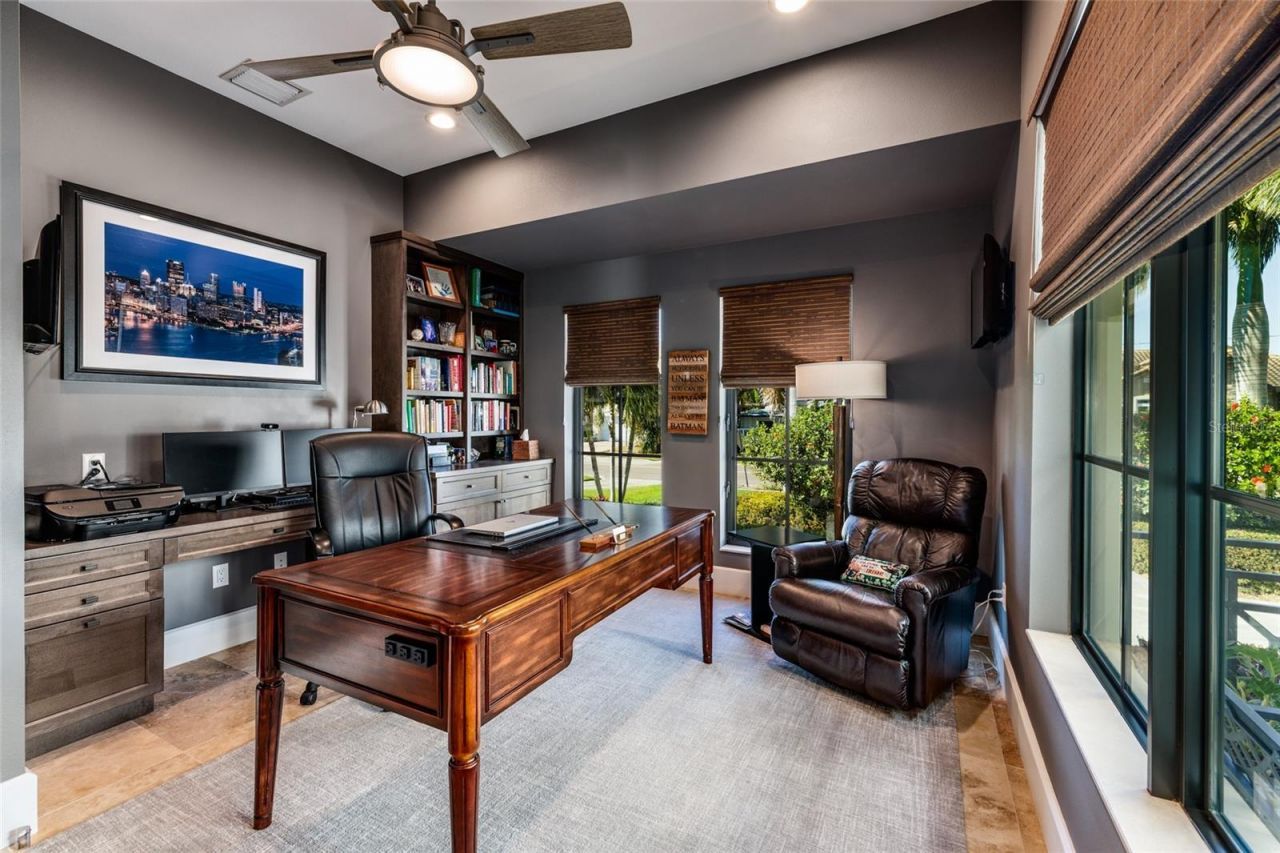 125 Almedo Way Way Ne, Saint Petersburg, FL 33704 Photo