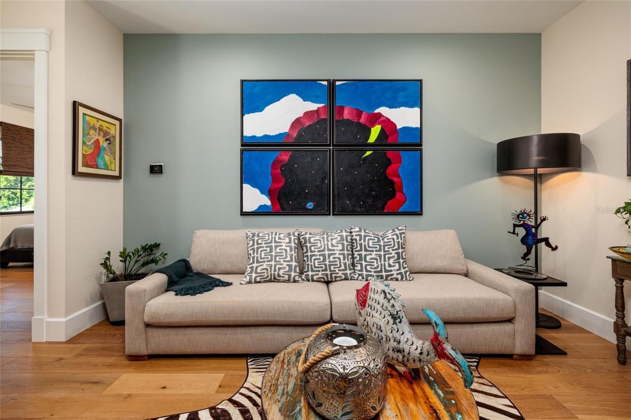 125 Almedo Way Way Ne, Saint Petersburg, FL 33704 Photo