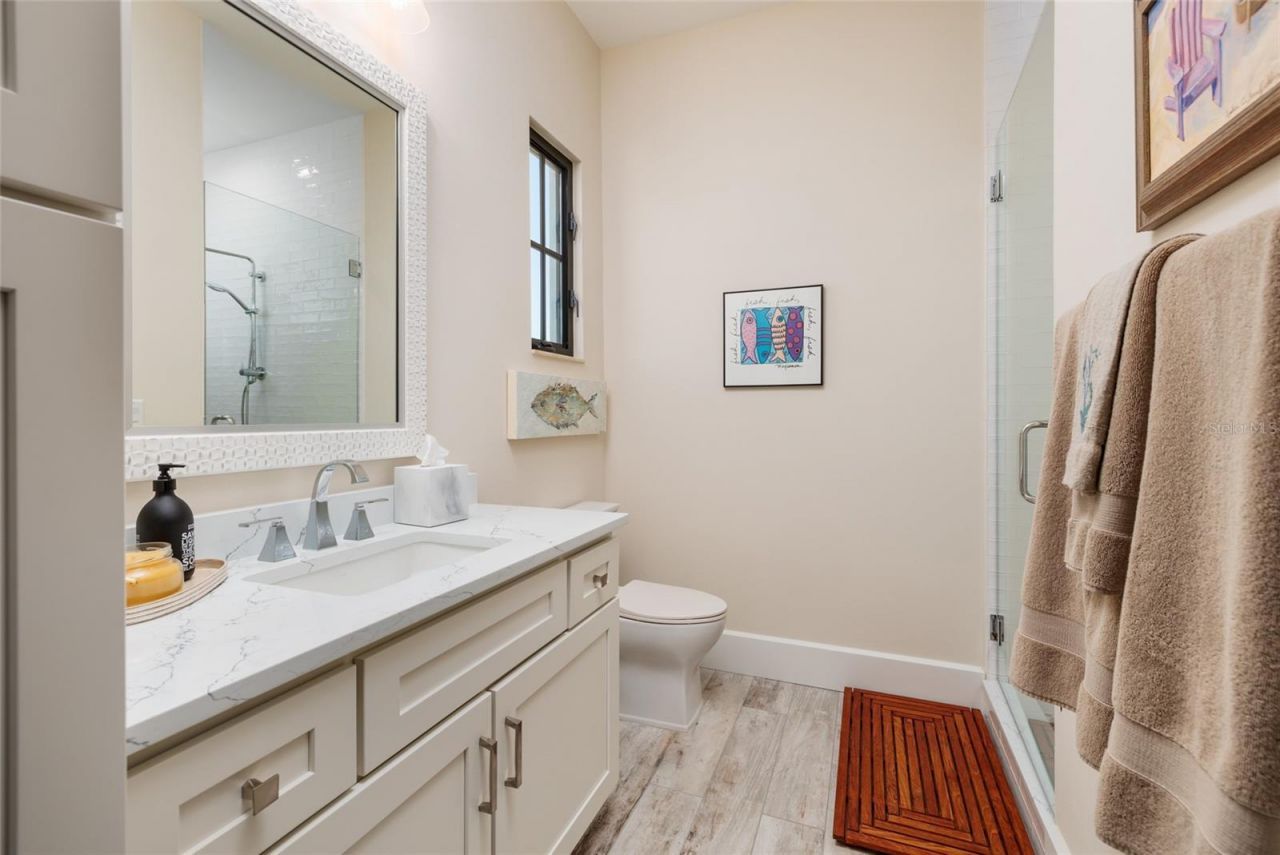 125 Almedo Way Way Ne, Saint Petersburg, FL 33704 Photo