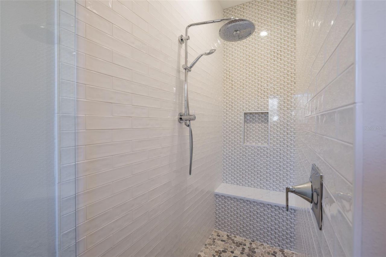 125 Almedo Way Way Ne, Saint Petersburg, FL 33704 Photo