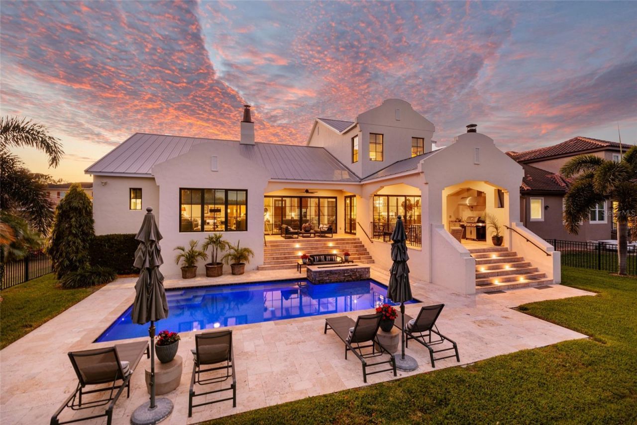 125 Almedo Way Way Ne, Saint Petersburg, FL 33704 Photo