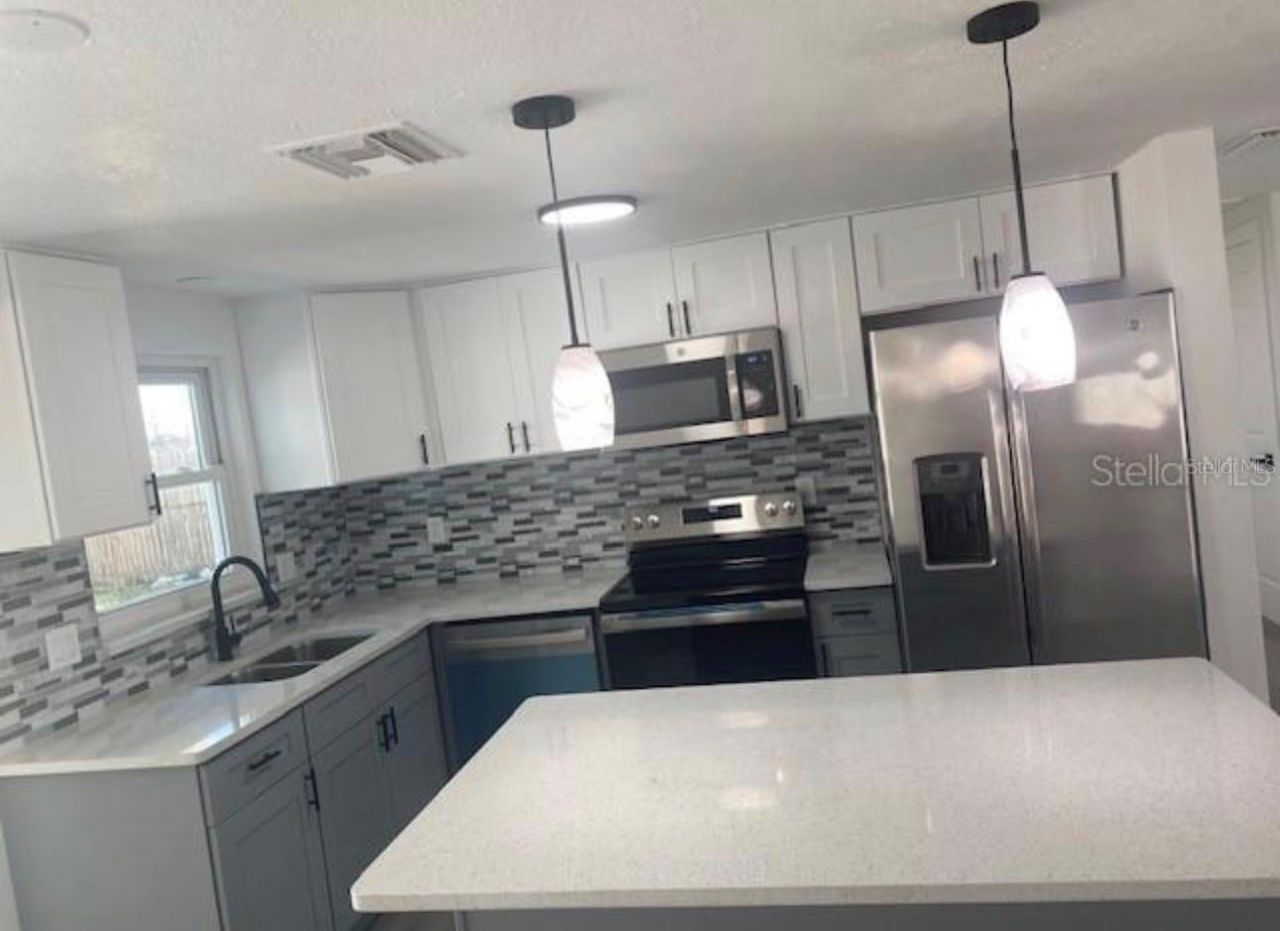 4803 Guardian Avenue , Holiday, FL 34690 Photo