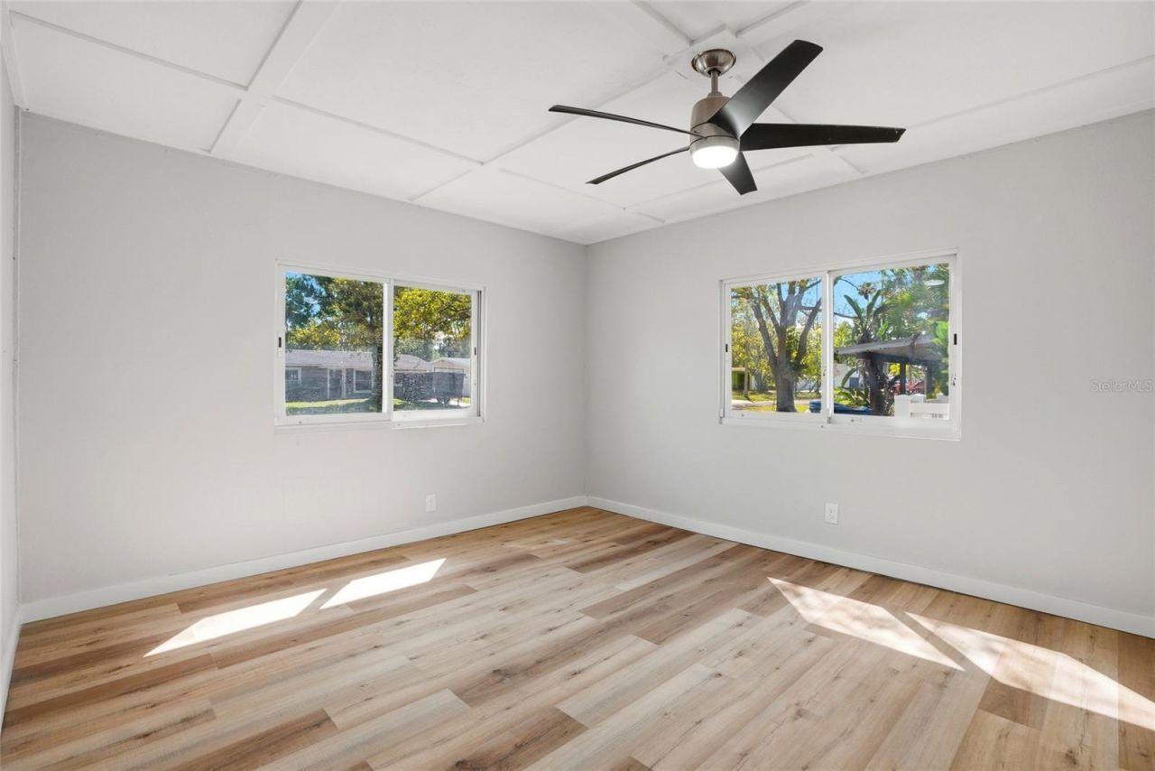 4234 Harrisburg Street Ne, Saint Petersburg, FL 33703 Photo