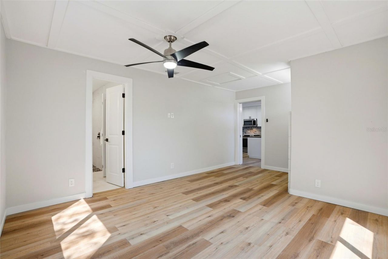 4234 Harrisburg Street Ne, Saint Petersburg, FL 33703 Photo