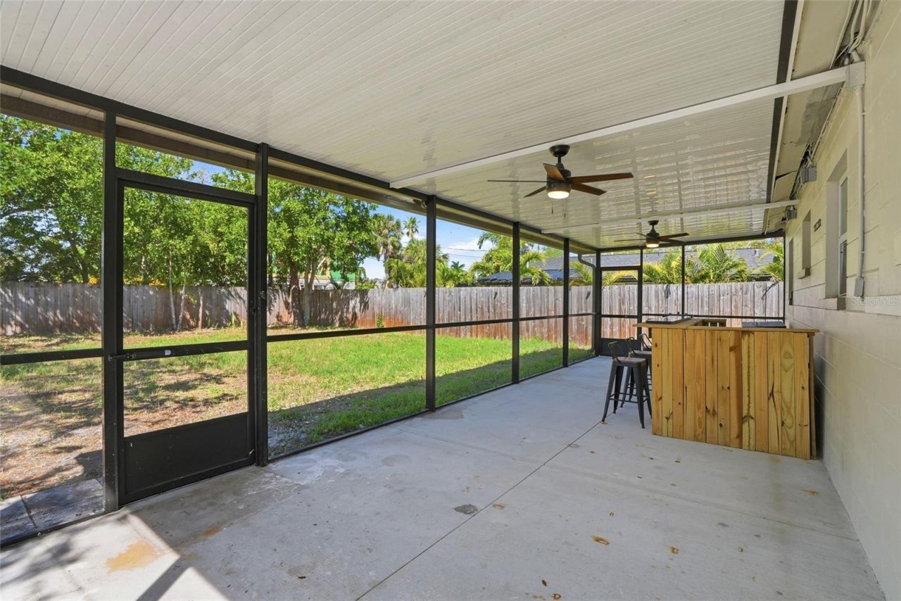 4234 Harrisburg Street Ne, Saint Petersburg, FL 33703 Photo