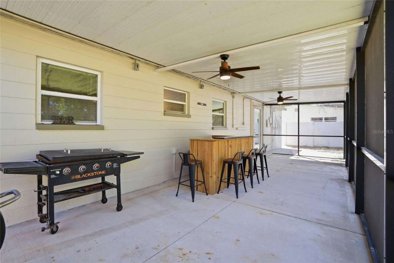 4234 Harrisburg Street Ne, Saint Petersburg, FL 33703 Photo