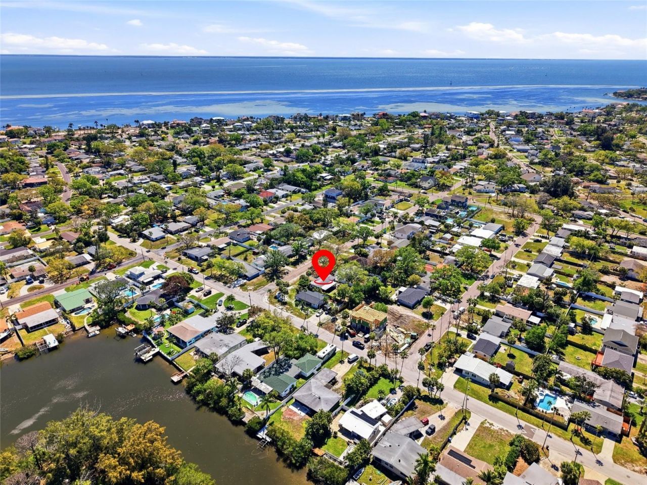 4234 Harrisburg Street Ne, Saint Petersburg, FL 33703 Photo