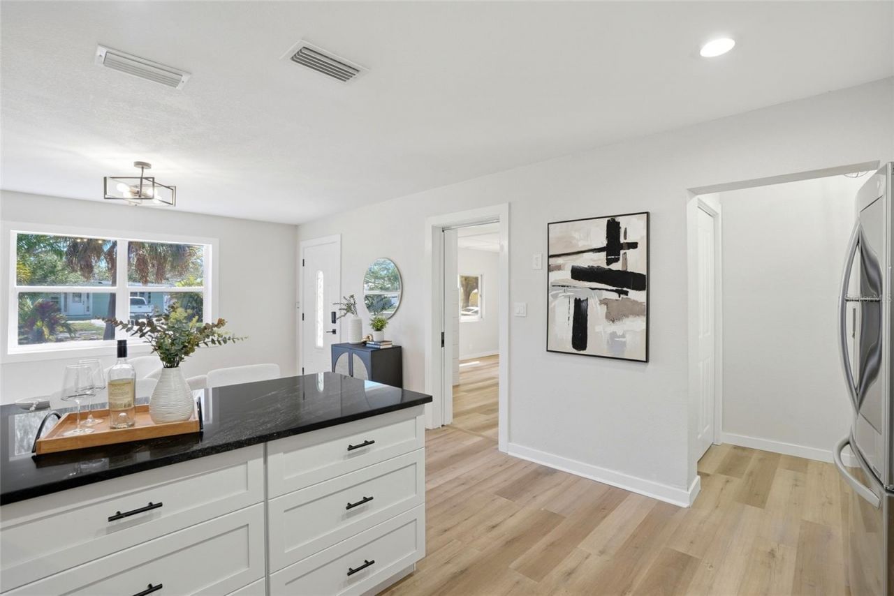 4234 Harrisburg Street Ne, Saint Petersburg, FL 33703 Photo