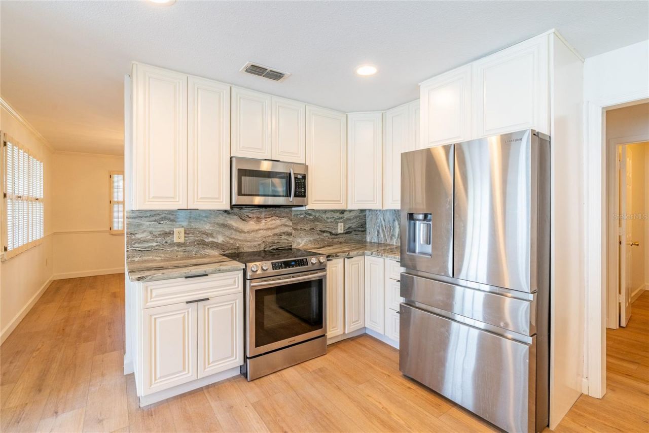 2802 Hammock Drive, Plant City, FL 33566 Photo