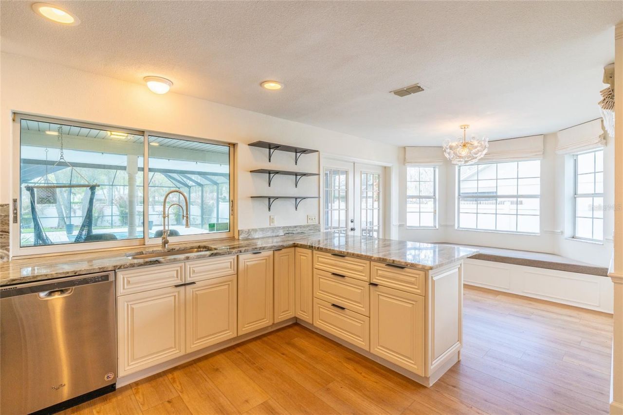 2802 Hammock Drive, Plant City, FL 33566 Photo