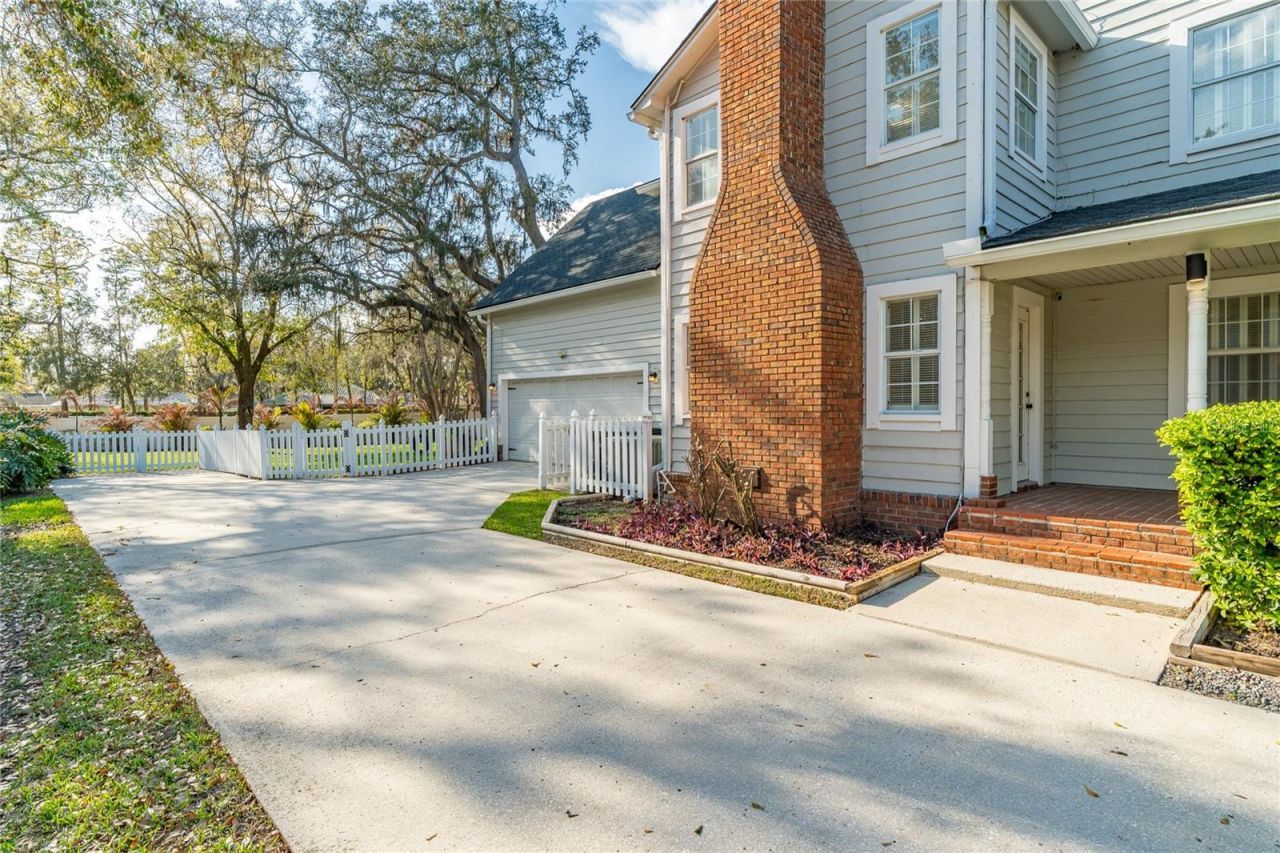 2802 Hammock Drive, Plant City, FL 33566 Photo