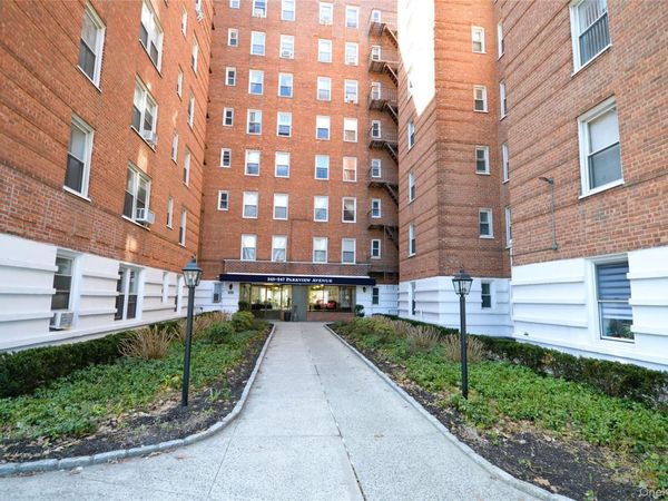 247 Parkview Avenue , Unit 6M, Bronxville, NY 10708