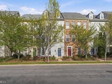 10630 BRISTOW STATION, BRISTOW, VA 20136