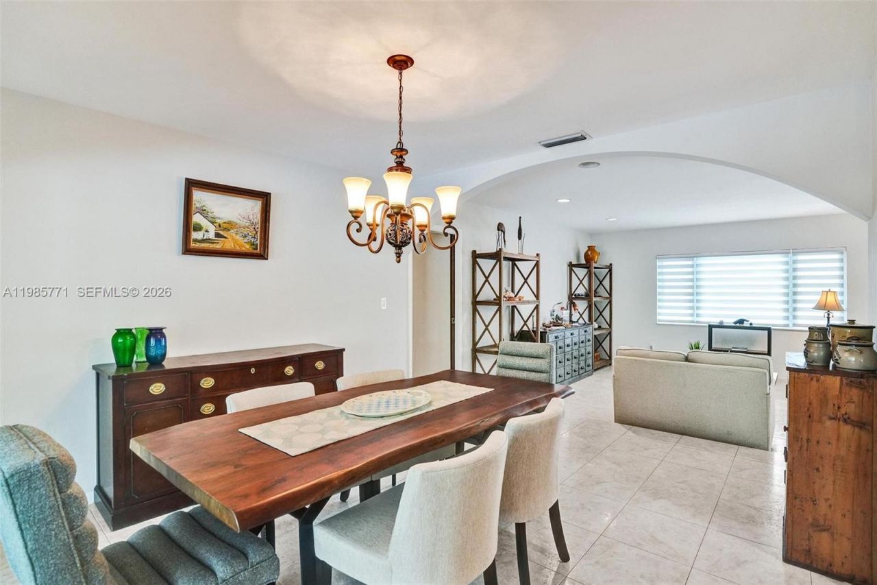 13110 SW 104th Ave , Miami, FL 33176 Photo