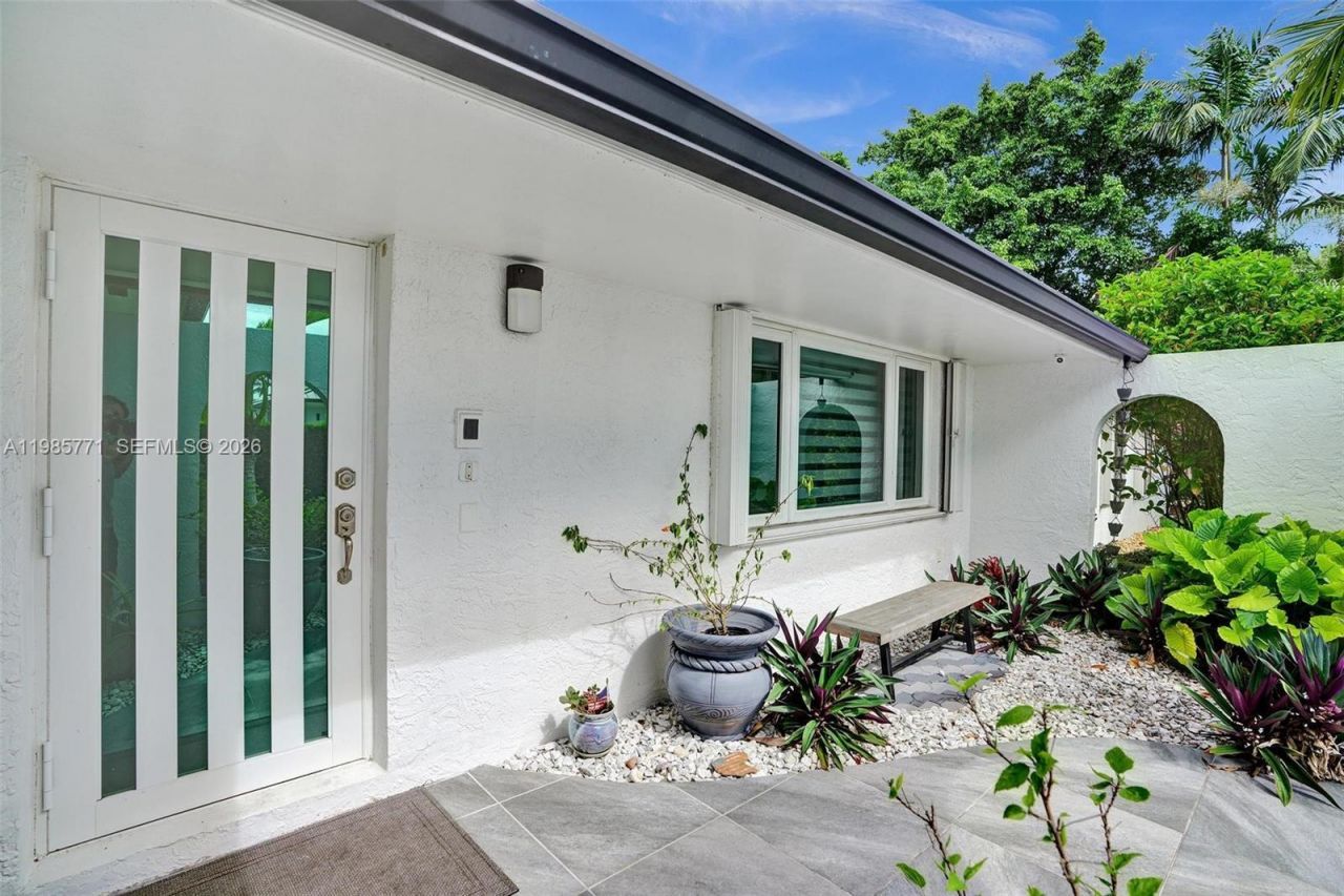 13110 SW 104th Ave , Miami, FL 33176 Photo