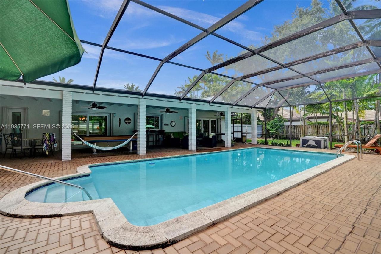 13110 SW 104th Ave , Miami, FL 33176 Photo