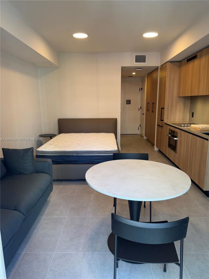 121 NE 5th St , Unit 912A, Miami, FL 33132 Photo