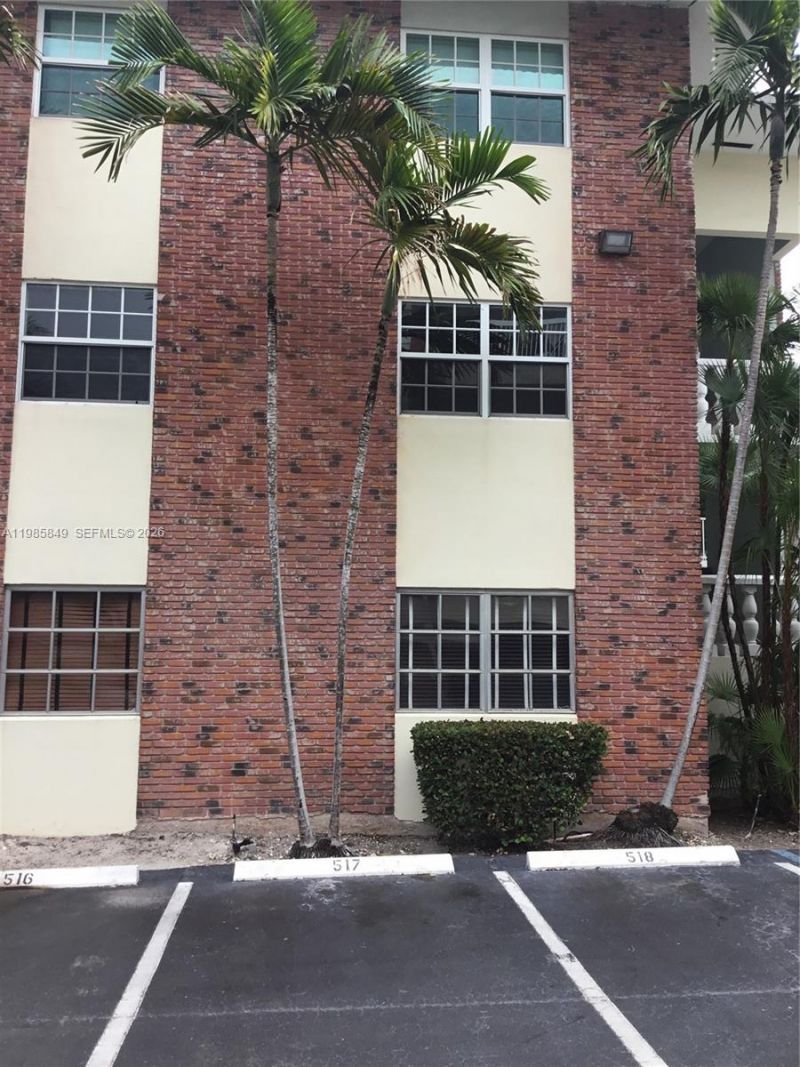 2424 SE 17th Cswy , Unit 111B, Fort Lauderdale, FL 33316 Photo