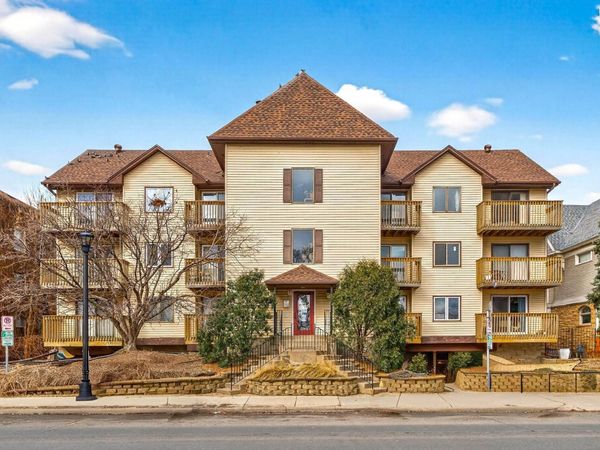 1720 3rd Avenue S, Unit 205, Minneapolis, MN 55404