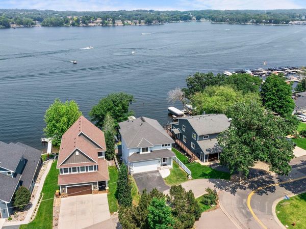 3868 Green Heights Trail SW, Prior Lake, MN 55372