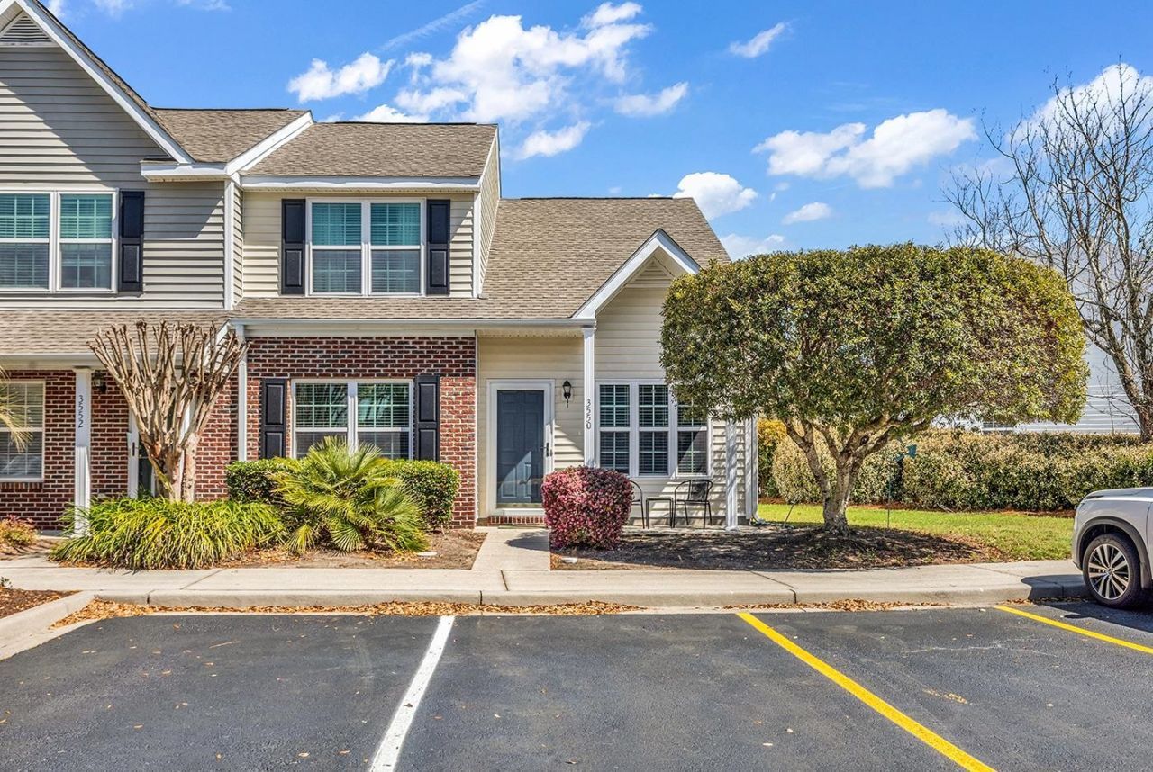 3550 Chestnut Dr. Photo 1