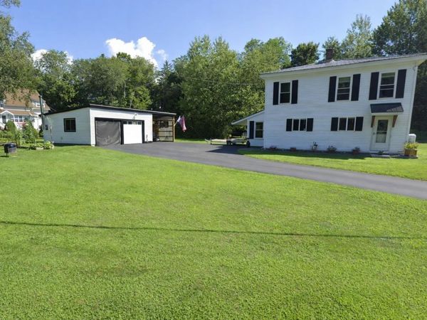 84 Hillside Avenue, Northumberland, NH 03582