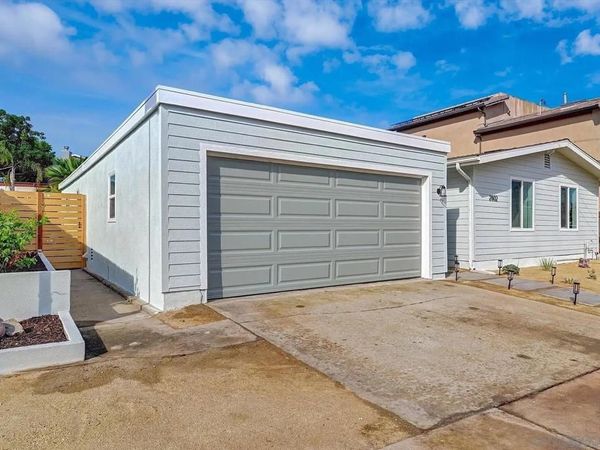 2802 Cowley Way, San Diego, CA 92110