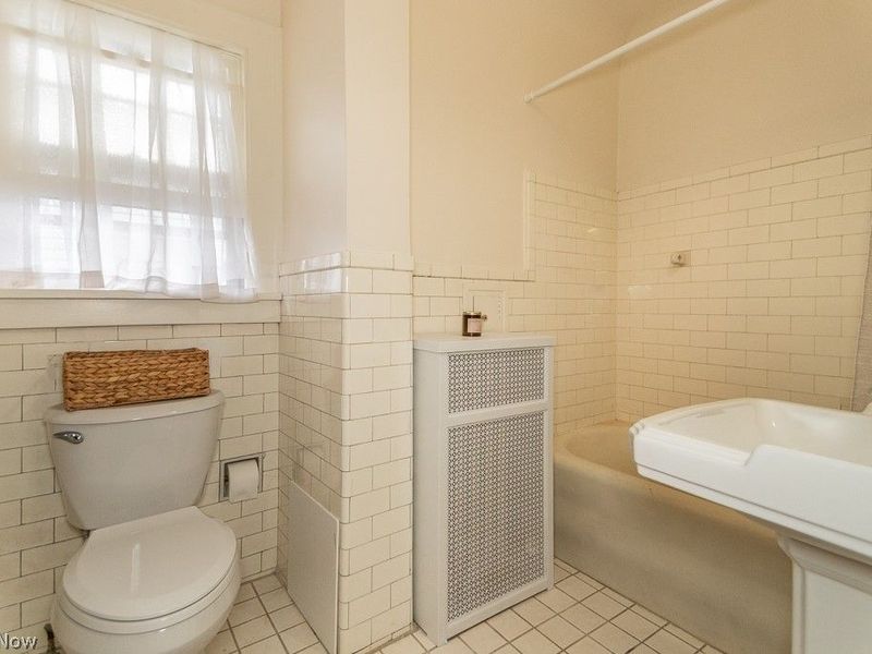 3821 Montevista Road , Cleveland Heights, OH 44121 Photo 23