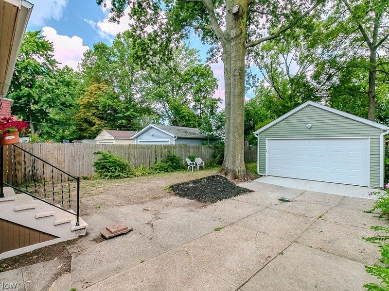 3821 Montevista Road , Cleveland Heights, OH 44121 Photo 7