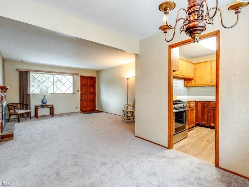 684 Sherwood Drive, Aurora, OH 44202 Photo 11