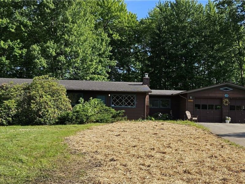 684 Sherwood Drive, Aurora, OH 44202 Photo 2