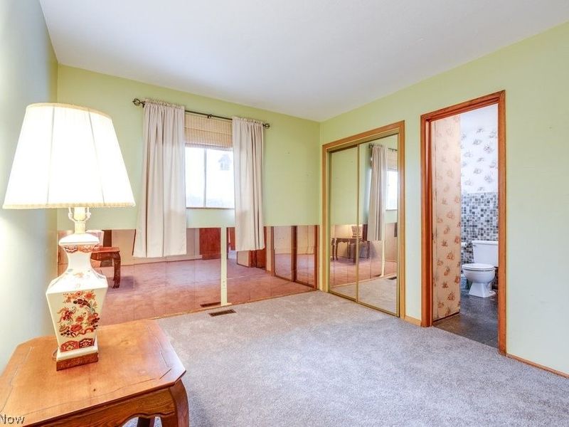 684 Sherwood Drive, Aurora, OH 44202 Photo 20