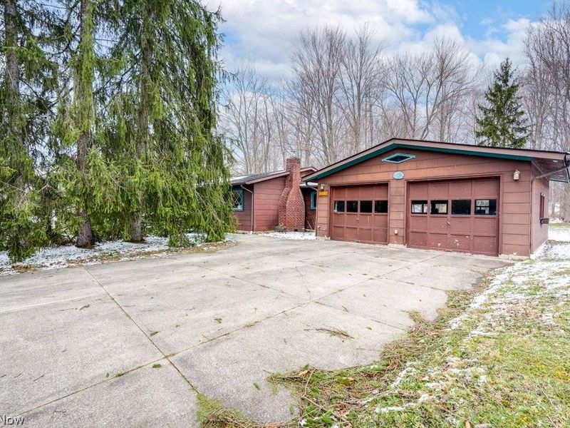 684 Sherwood Drive, Aurora, OH 44202 Photo 3