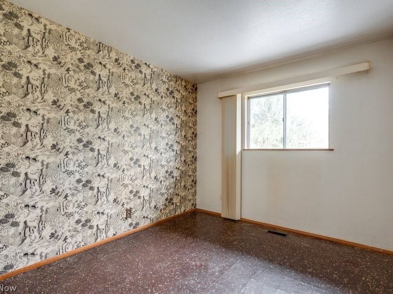 684 Sherwood Drive, Aurora, OH 44202 Photo 32