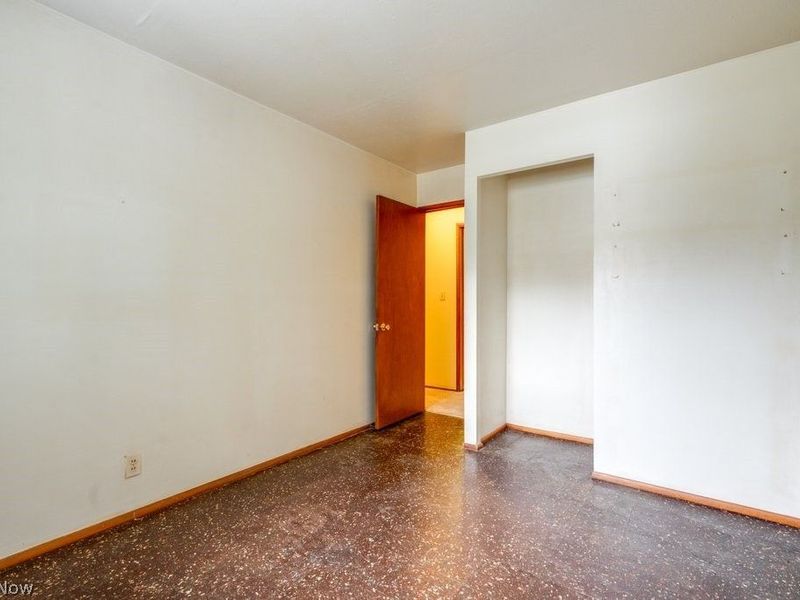 684 Sherwood Drive, Aurora, OH 44202 Photo 33