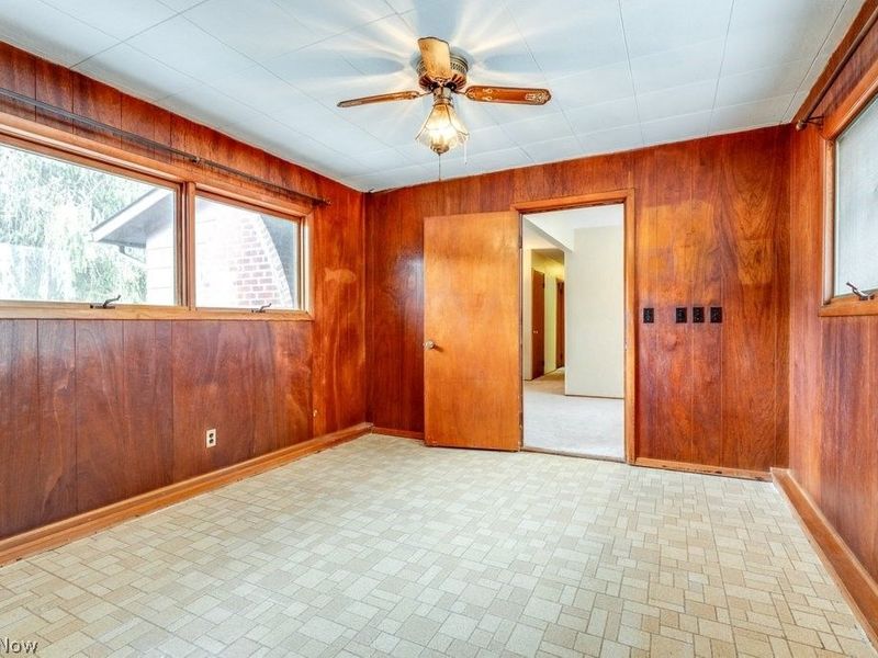 684 Sherwood Drive, Aurora, OH 44202 Photo 4