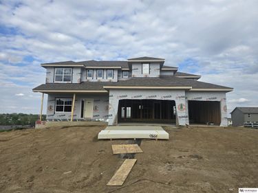 11103 N 161 Avenue, Bennington, NE 68007