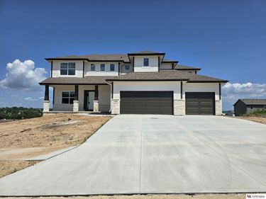 11103 N 161 Avenue, Bennington, NE 68007