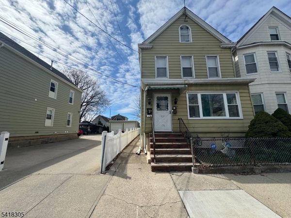 16 Cutler St, Clifton, NJ 07011