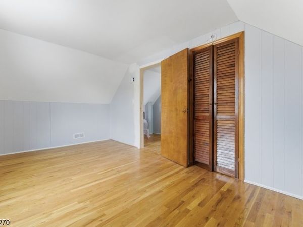 411 Hory St, Roselle, NJ 07203