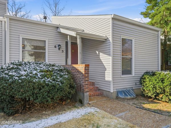 685 HIDDENWOOD COURT, Jefferson City, MO 65109