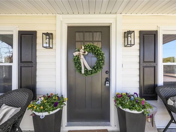 148 N State Street, Haw River, NC 27258