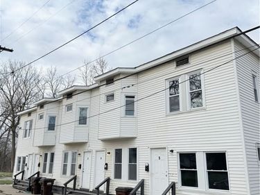 3900 W 23rd Street, Cleveland, OH 44109