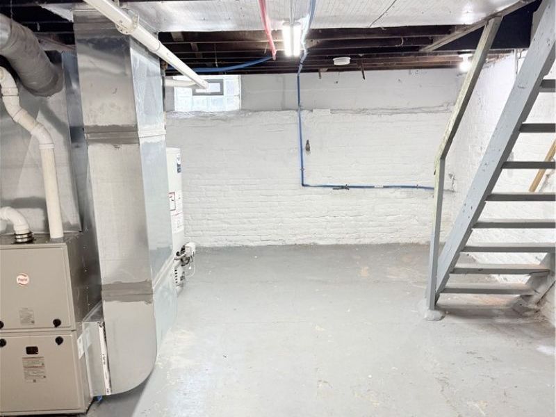 3900 W 23rd Street, Cleveland, OH 44109 Photo 10