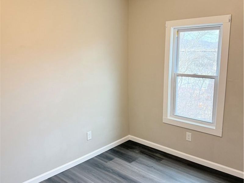 3900 W 23rd Street, Cleveland, OH 44109 Photo 16