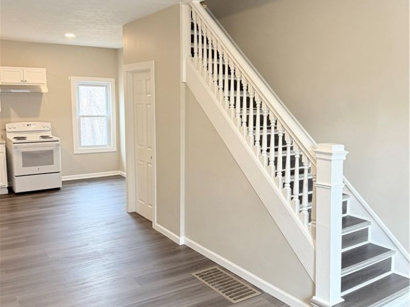 3900 W 23rd Street, Cleveland, OH 44109 Photo 23