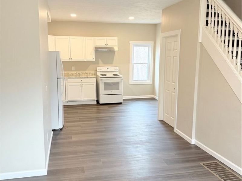 3900 W 23rd Street, Cleveland, OH 44109 Photo 24